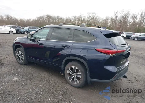 2023 Toyota Highlander Xle из США, поврежденный, VIN 5TDKDRBH8PS040256